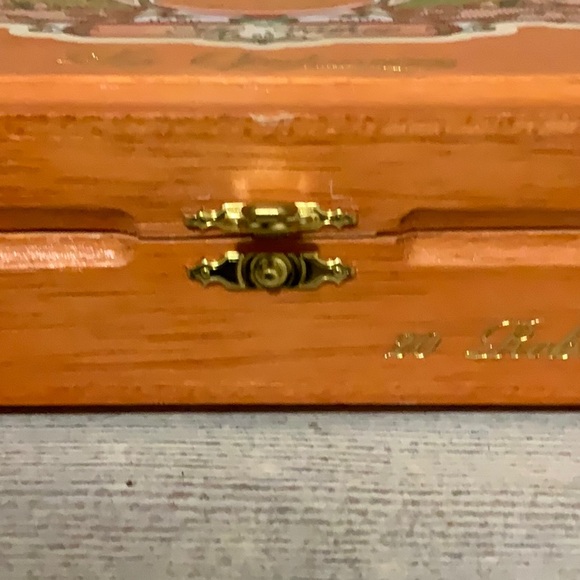 My Father Cigars "La Opulencia' Wood Cigar Box (9" x 6.25") - Picture 6 of 6